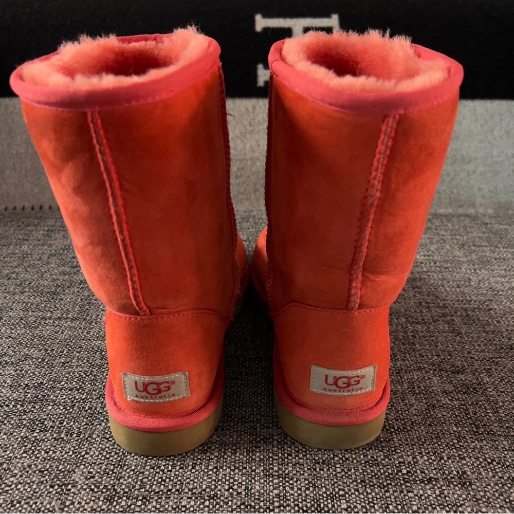 UGG Classic Short Boots in Bright Coral Red Suede - Picture 3 of 9